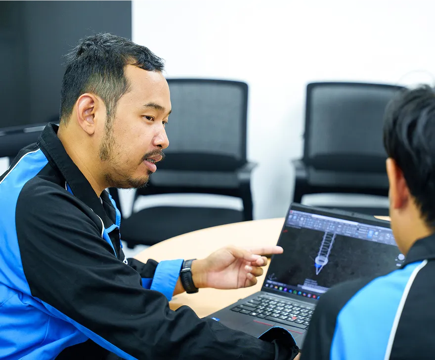 Apisith at work